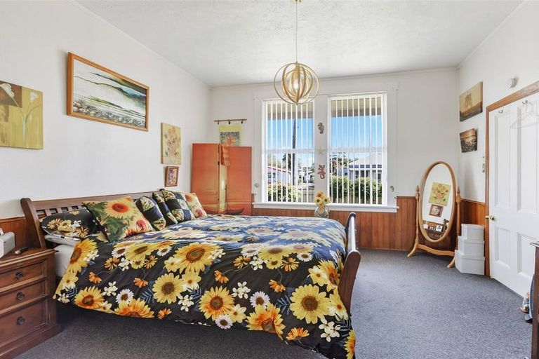 Photo of property in 169 Romilly Street, Westport, 7825