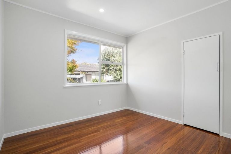 Photo of property in 10 Benmore Place, Manurewa, Auckland, 2102