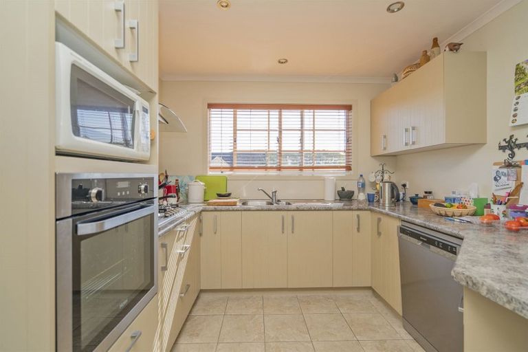 Photo of property in 5 Wells Place, Whitianga, 3510