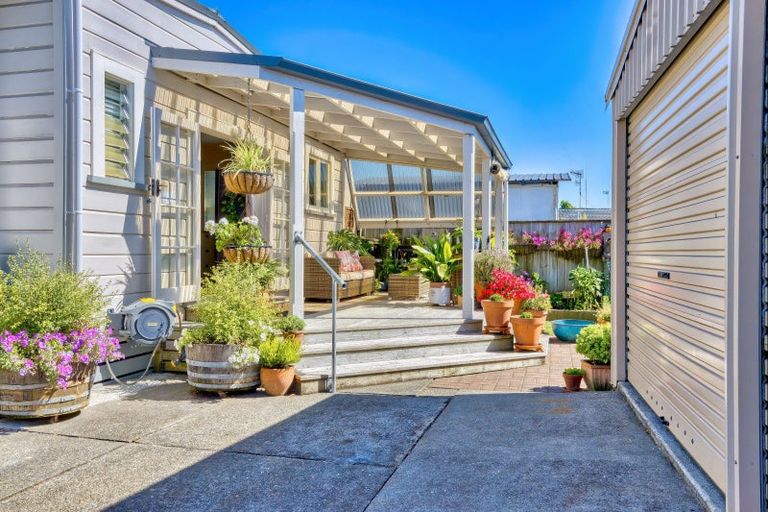 Photo of property in 81 Nelson Crescent, Napier South, Napier, 4110