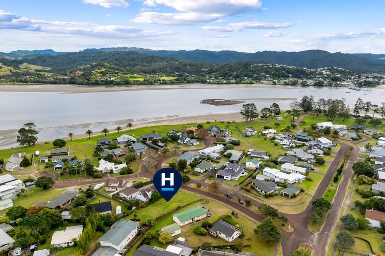 Photo of property in 5 Golden Hills Drive, Pauanui, Hikuai, 3579