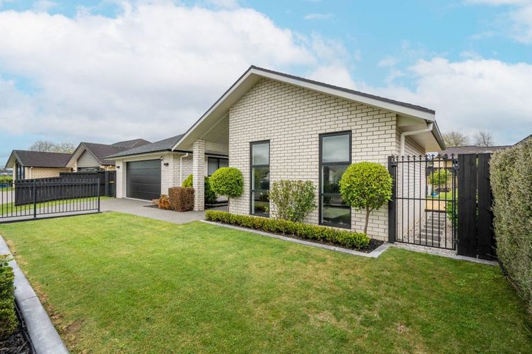 Photo of property in 3 Roy Hilton Drive, Flagstaff, Hamilton, 3210