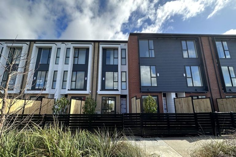 Photo of property in 101 Settlers Avenue, Hobsonville, Auckland, 0618