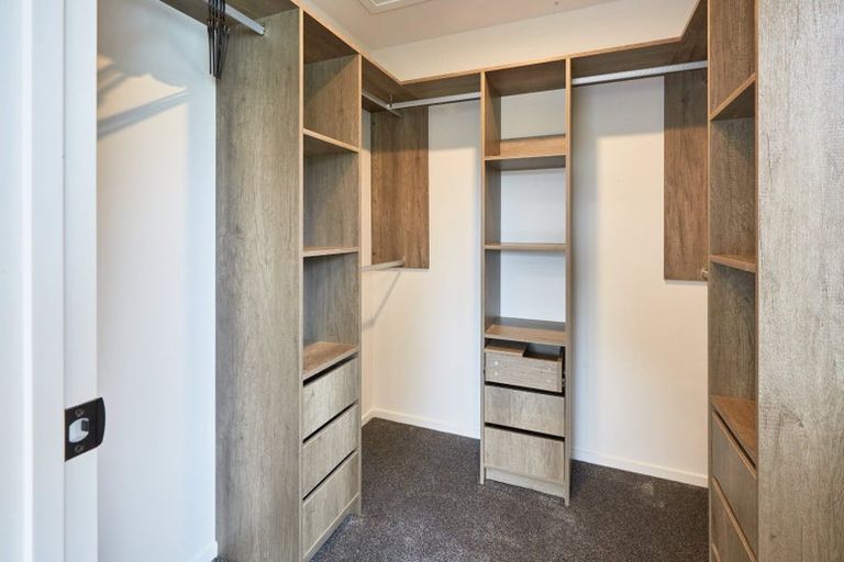 Photo of property in 36d Eastern Beach Road, Bucklands Beach, Auckland, 2012