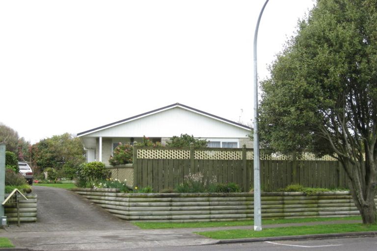 Photo of property in 22 Dillon Drive, Bell Block, New Plymouth, 4312