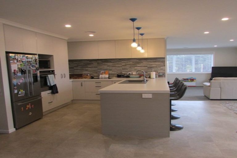 Photo of property in 208 Navigation Drive, Whitby, Porirua, 5024