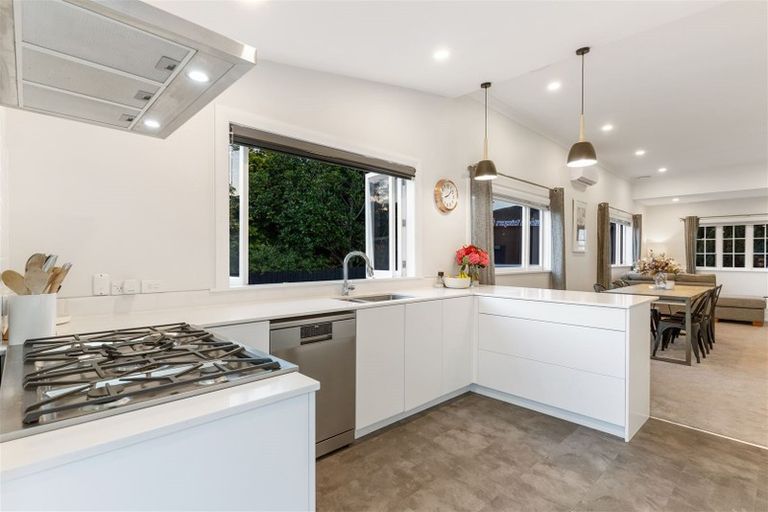 Photo of property in 38 Leslie Avenue, Sandringham, Auckland, 1025