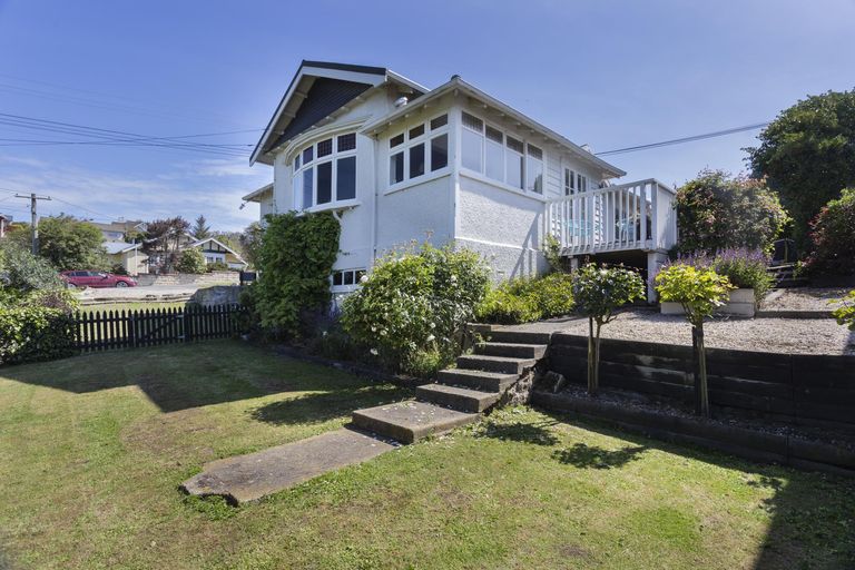 Photo of property in 79 Tees Street, South Hill, Oamaru, 9400