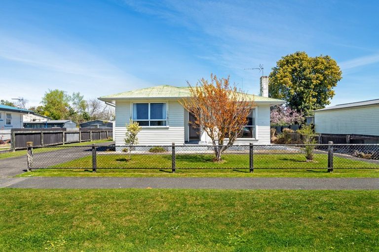 Photo of property in 28 Gordon Street, Mangapapa, Gisborne, 4010