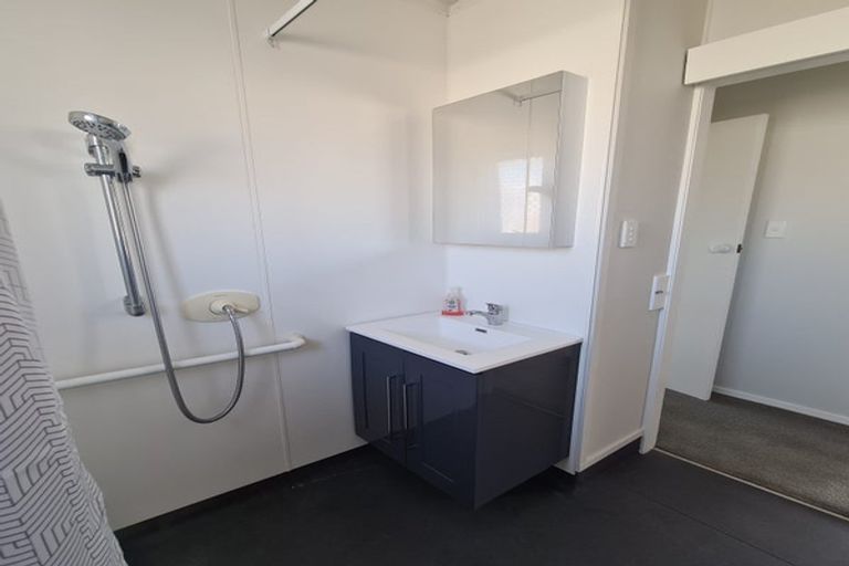 Photo of property in 1/35 Ashdown Place, Pahurehure, Papakura, 2113