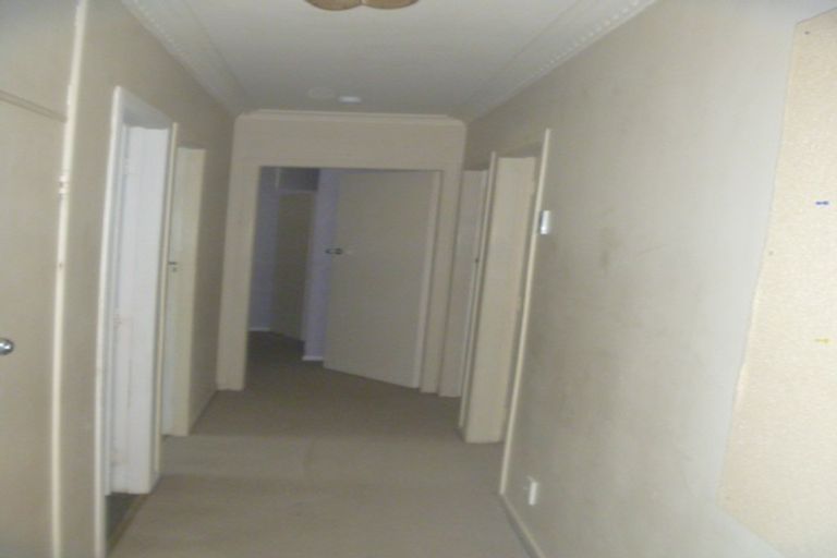 Photo of property in 15 Gills Avenue, Papakura, 2110