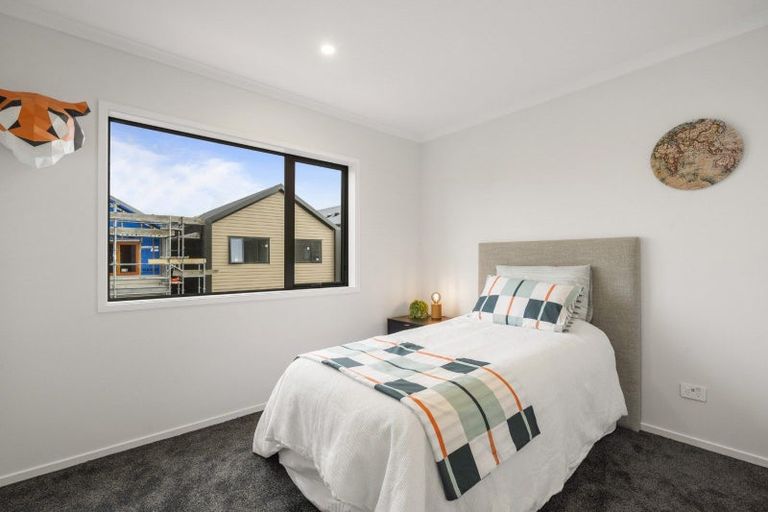 Photo of property in 33 Bristol Freighter Road, Hobsonville, Auckland, 0616