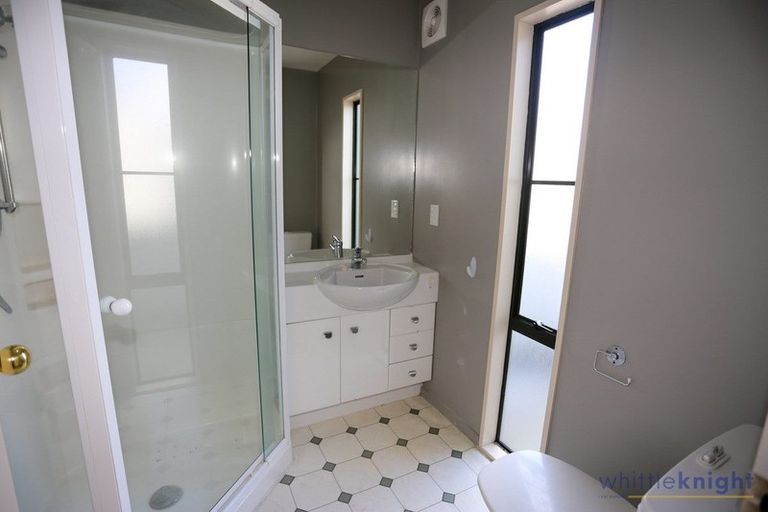 Photo of property in 4/21 Darvel Street, Riccarton, Christchurch, 8011