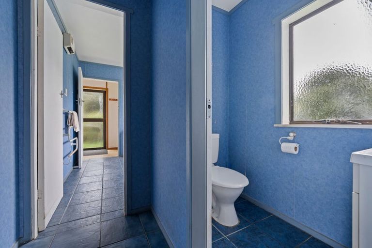 Photo of property in 8-10 Kelly Street, Baylys Beach, Dargaville, 0377