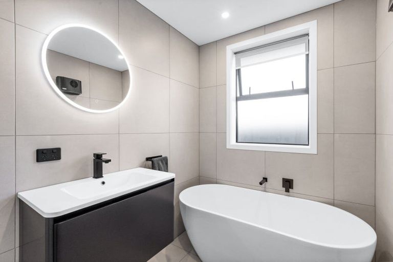 Photo of property in 44a Trinity Crescent, Pirimai, Napier, 4112