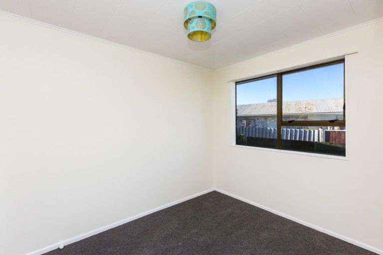 Photo of property in 1/29 Gemstone Drive, Birchville, Upper Hutt, 5018