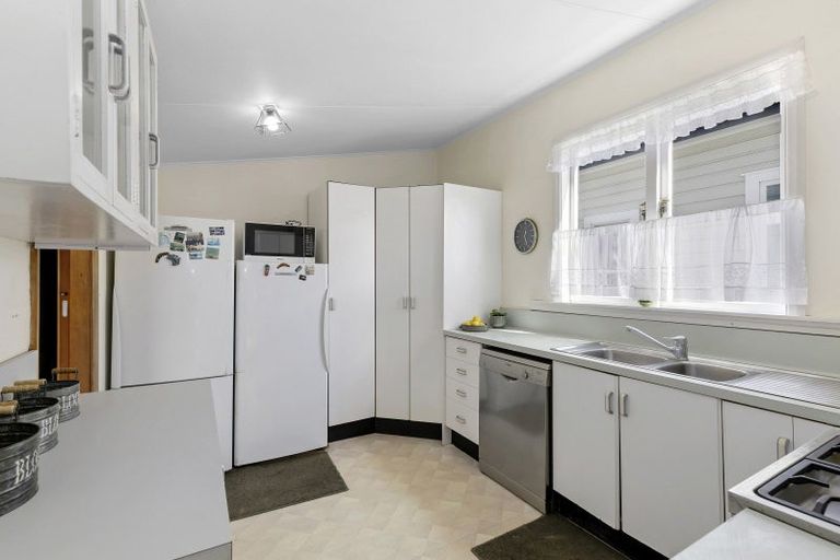 Photo of property in 4 Bristol Square, Hutt Central, Lower Hutt, 5010