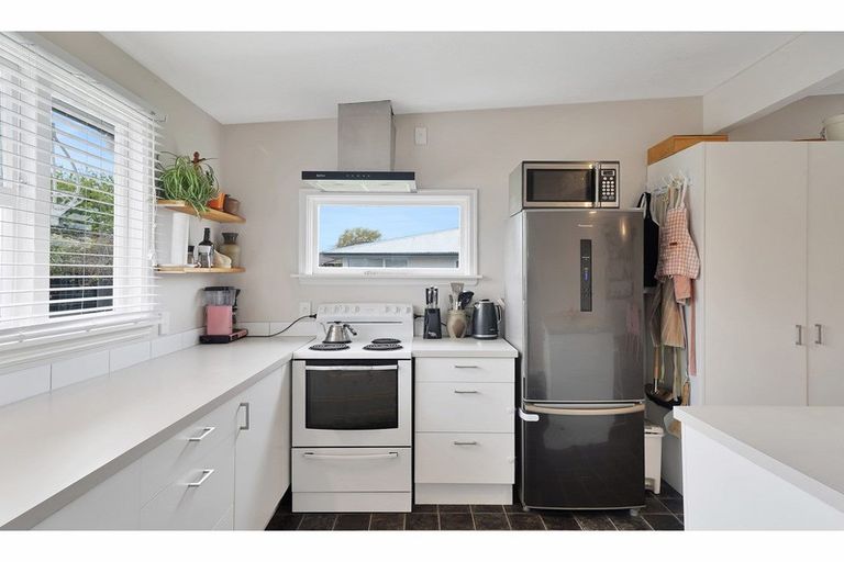 Photo of property in 55 Grenville Street, Waltham, Christchurch, 8011