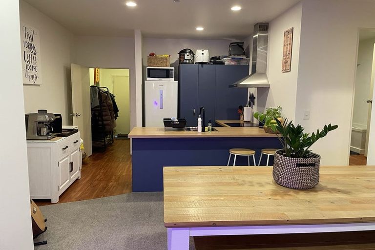 Photo of property in Stadium Garden Flats, 317/107 Thorndon Quay, Pipitea, Wellington, 6011