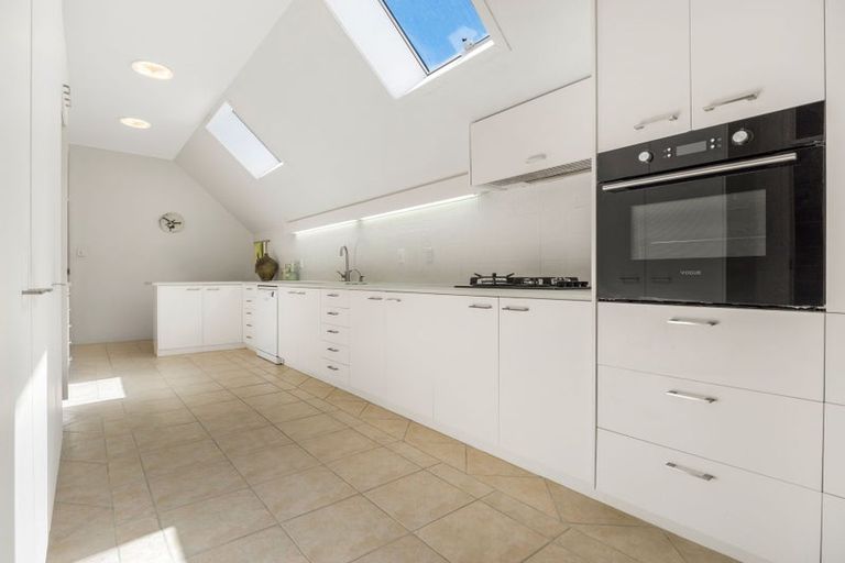 Photo of property in 1216a Arawa Street, Rotorua, 3010