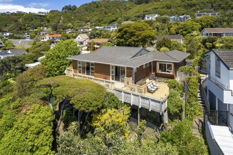Photo of property in 37 Bosun Terrace, Whitby, Porirua, 5024