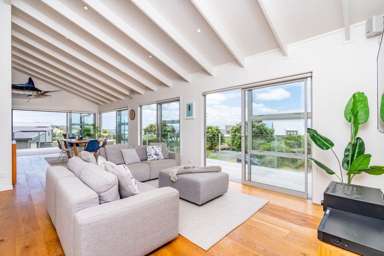 Photo of property in 18 Devon Street, Mangawhai Heads, Mangawhai, 0505