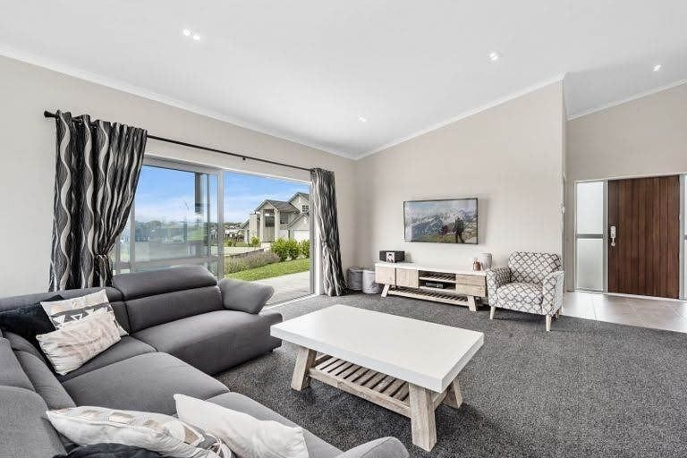 Photo of property in 32 Magellan Rise, Flagstaff, Hamilton, 3210