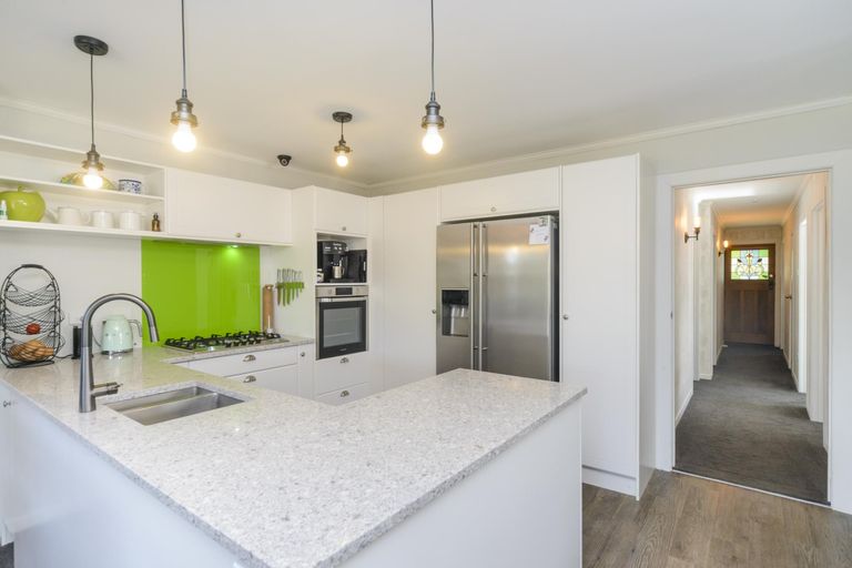 Photo of property in 93 Shamrock Street, Takaro, Palmerston North, 4412