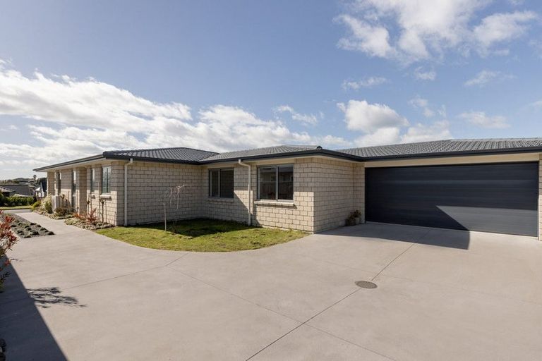 Photo of property in 44 Ridge Drive, Omokoroa, 3114