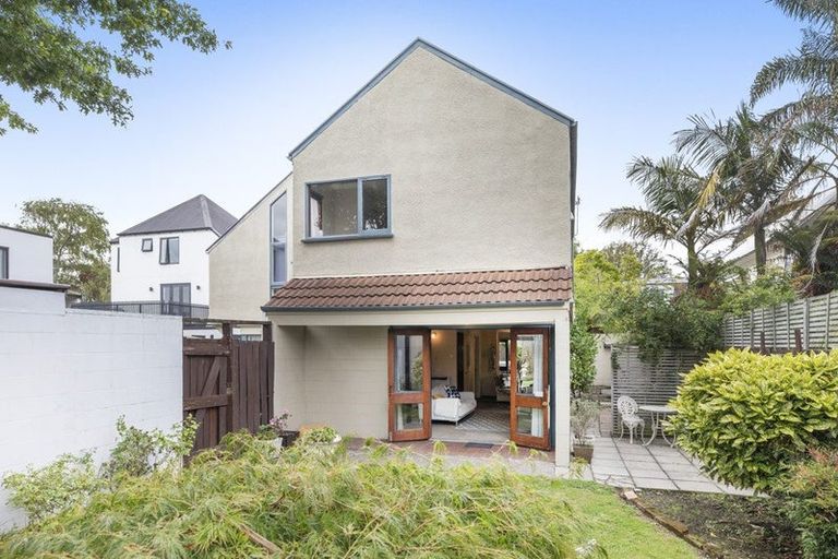 Photo of property in 3/23 Conference Street, Christchurch Central, Christchurch, 8013