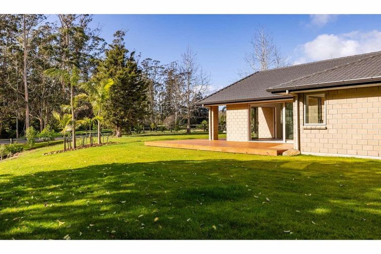 Photo of property in 9 Okura Drive, Kerikeri, 0230