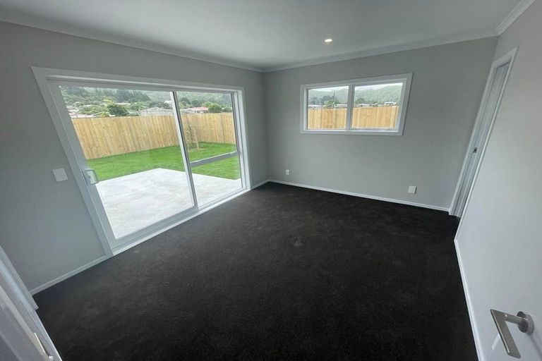 Photo of property in 22 Te Ara O Toroa, Wainuiomata, Lower Hutt, 5014
