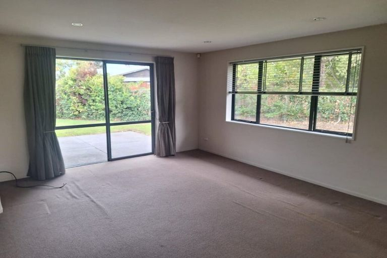 Photo of property in 71 Country Palms Drive, Halswell, Christchurch, 8025