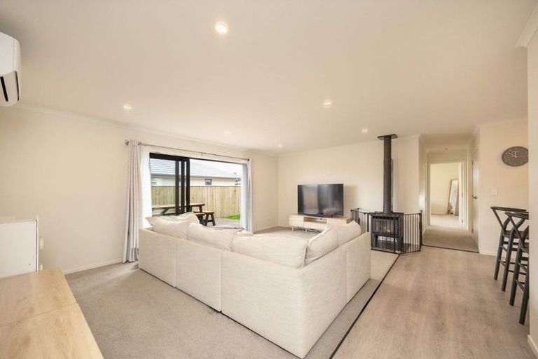 Photo of property in 2 Market Street, Lansdowne, Masterton, 5810