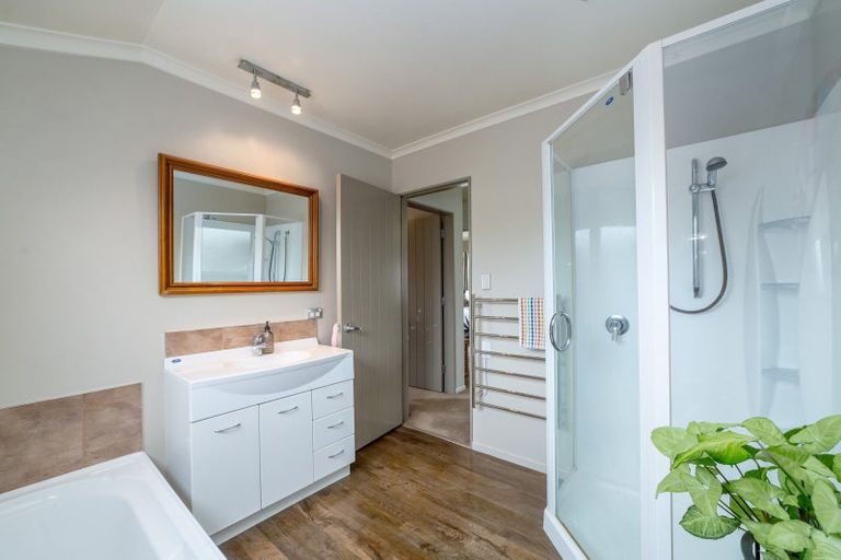 Photo of property in 206 East Street, Greytown, 5712