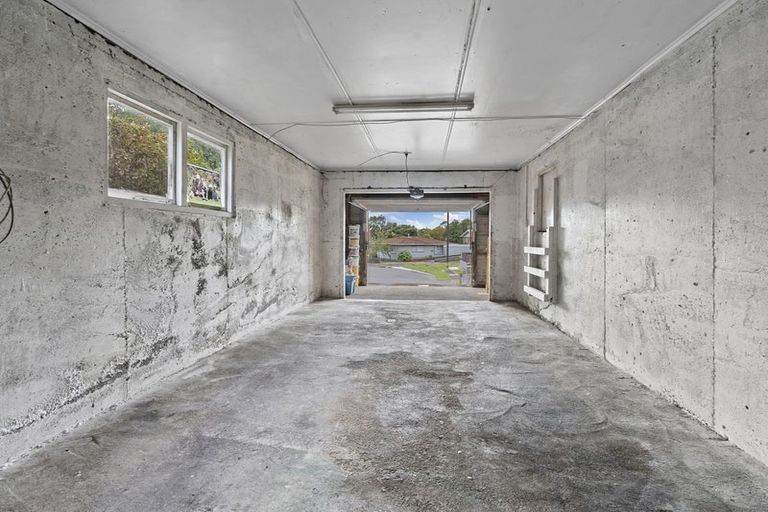 Photo of property in 7 Granby Place, Westown, New Plymouth, 4310