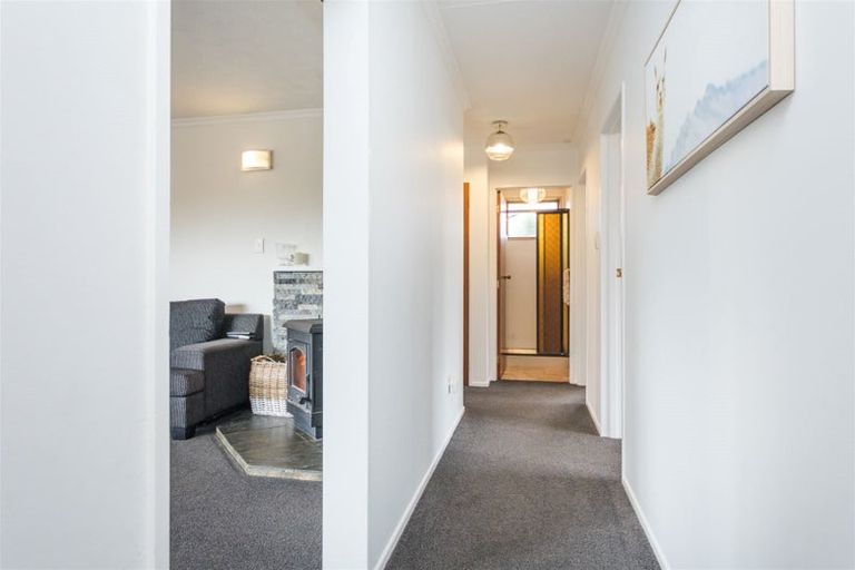 Photo of property in 6 Wedgwood Grove, Highbury, Palmerston North, 4412