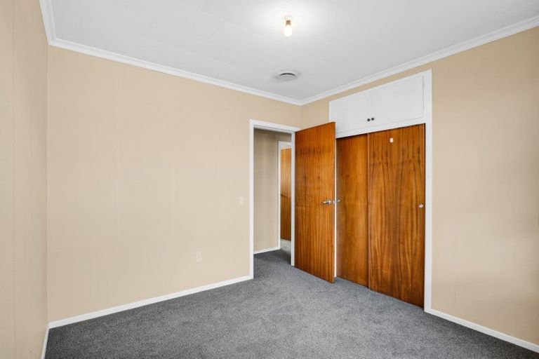 Photo of property in 18 Saxton Road, Upper Vogeltown, New Plymouth, 4310