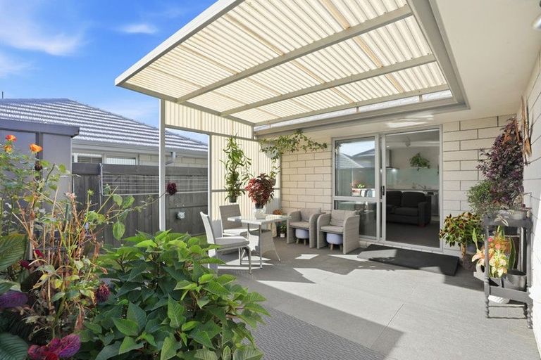 Photo of property in 5 Lance Way, Papamoa, 3118