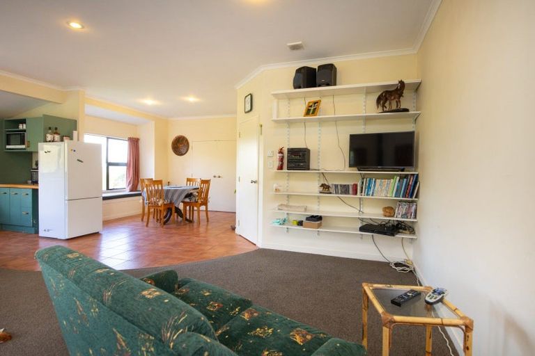 Photo of property in 137 Knorp Street, Halcombe, Feilding, 4779