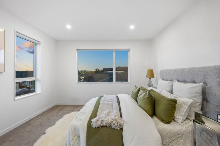 Photo of property in 47 Johns Creek Crescent, Silverdale, 0932