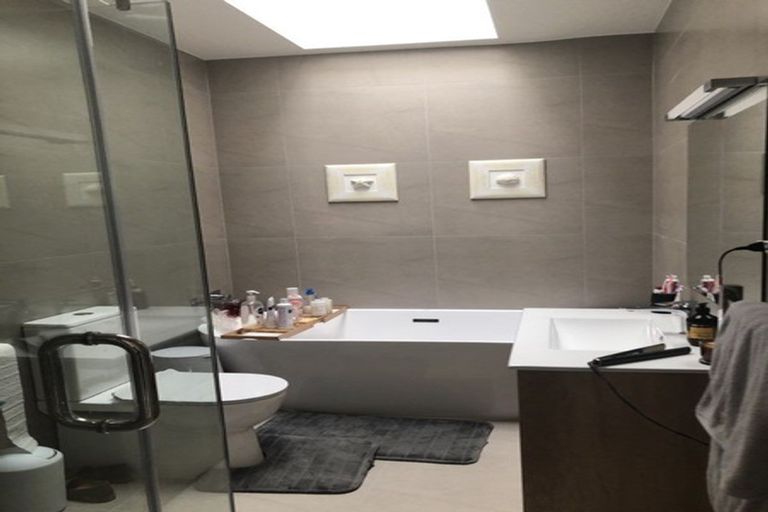 Photo of property in 41c Nelson Street, Howick, Auckland, 2014