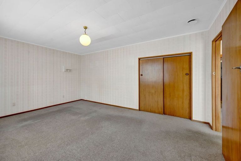 Photo of property in 5 Wera Street, Hawera, 4610