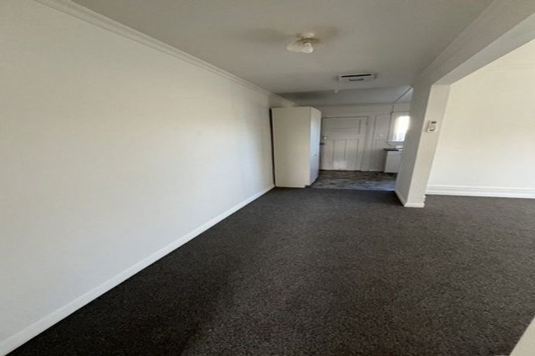 Photo of property in 32 Cutten Street, South Dunedin, Dunedin, 9012