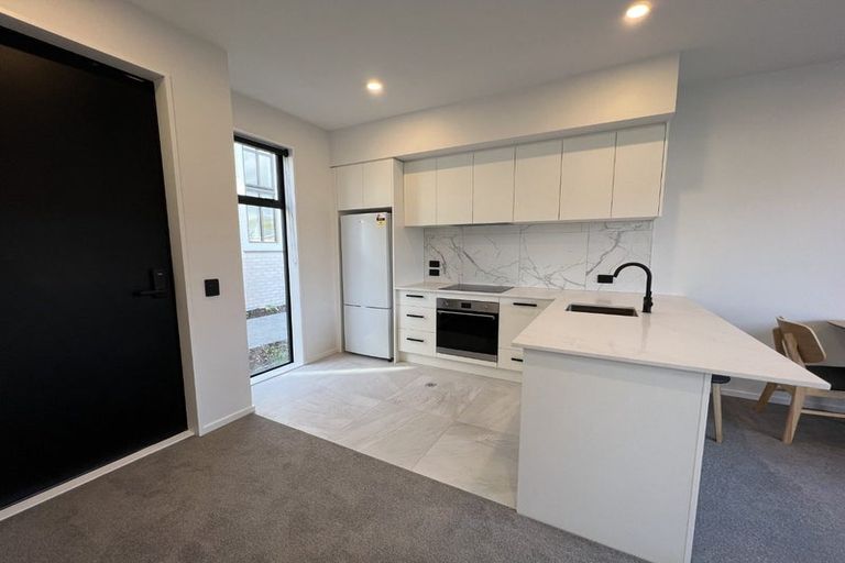 Photo of property in 2/16 Rutherford Street, Woolston, Christchurch, 8023