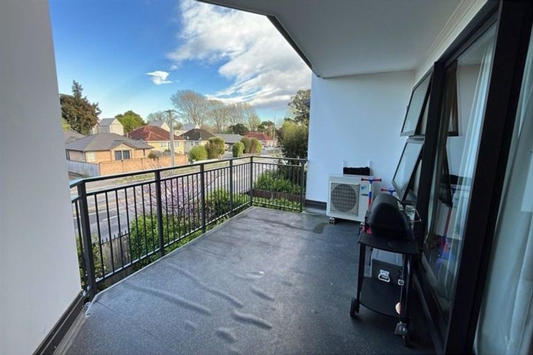 Photo of property in 4/69 Suva Street, Upper Riccarton, Christchurch, 8041