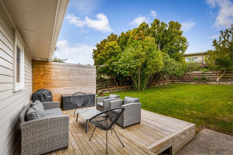 Photo of property in 4 Brunner Road, Glen Eden, Auckland, 0602