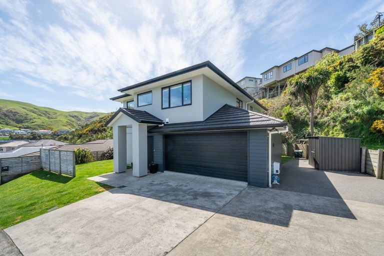 Photo of property in 6 Romaine Road, Churton Park, Wellington, 6037