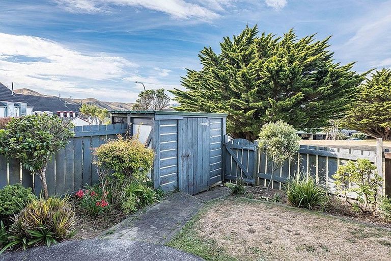 Photo of property in 72 Cunliffe Street, Churton Park, Wellington, 6037