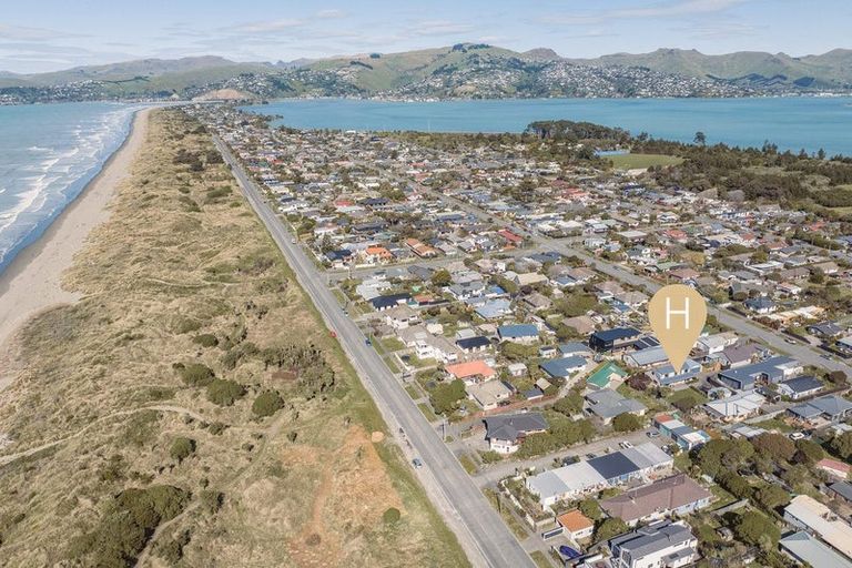 Photo of property in 221a Pine Avenue, South New Brighton, Christchurch, 8062